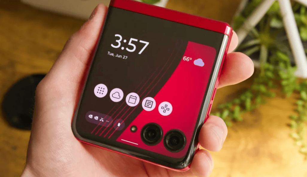 razr 60 ultra-1