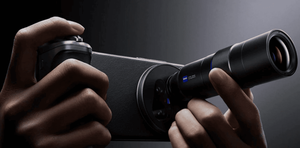 El Vivo X200 Ultra recibe accesorio que lo deja con zoom óptico de casi 10X