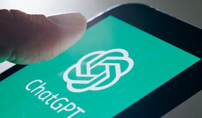 OpenAI quiere que ChatGPT pueda manejar tu celular como un asistente real